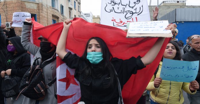 HamaraTimes.com | Tunisia: Protests continue against police brutality, corruption | Tunisia News