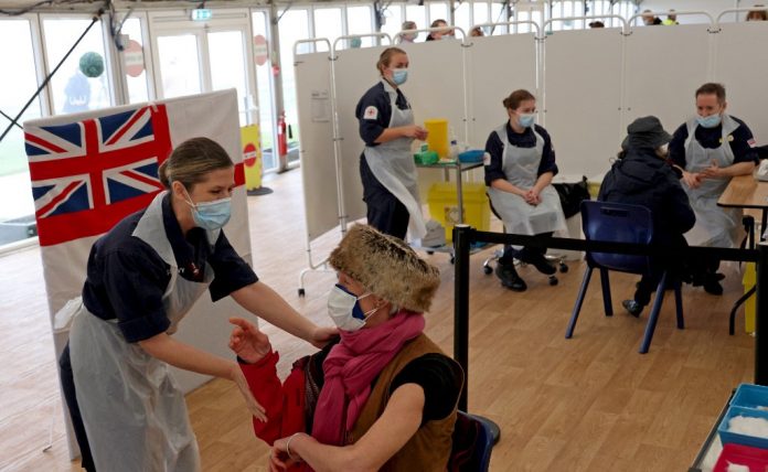HamaraTimes.com | EU reverses plan to restrict vaccine exports through Irish border | Coronavirus pandemic News