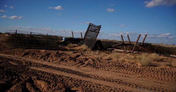 HamaraTimes.com | Mexican authorities find 19 charred bodies near US border | Crime News