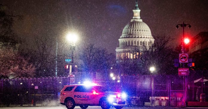 HamaraTimes.com | US Capitol Police chief apologises for failures in January 6 riot | Crime News