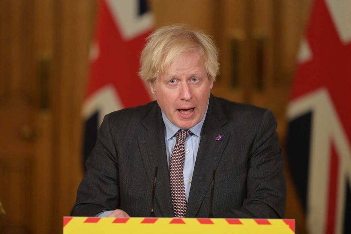 HamaraTimes.com | UK advisers cautious about how much covid-19 vaccines cut transmission