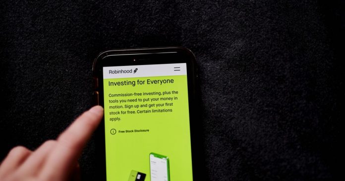 HamaraTimes.com | Robinhood weathers storm with $1bn lifeline as fallout continues | Financial Markets News