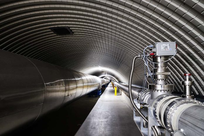 HamaraTimes.com | Stunning photo shows Virgo upgrade ready to hunt gravitational waves HamaraTimes.com | Stunning photo shows Virgo upgrade ready to hunt gravitational waves