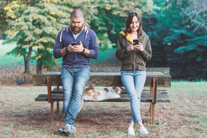 HamaraTimes.com | Voice assistant recordings could reveal what someone nearby is typing