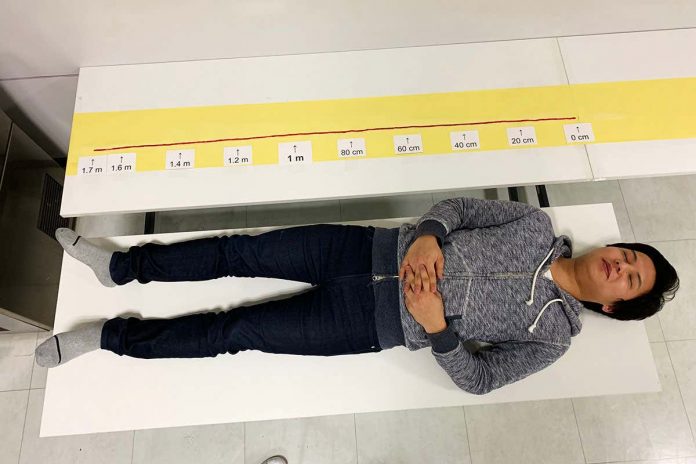 HamaraTimes.com | Armoured liquid marbles connected together in a chain 1.7 metres long