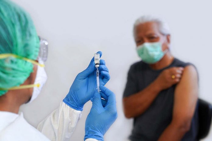 HamaraTimes.com | UK approves Pfizer/BioNTech coronavirus vaccine for rollout next week