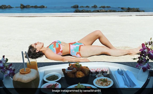 HamaraTimes.com | Sara Ali Khan's ROFL Thoughts On "Post-Binge Bloat" In Maldives