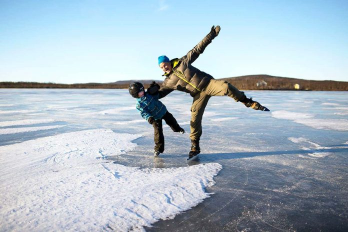 HamaraTimes.com | Physicists finally worked out why ice is slippery after 150 years