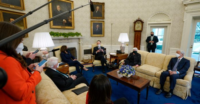 HamaraTimes.com | Biden backs stimulus cheque income limits in CEO meeting | Business and Economy News