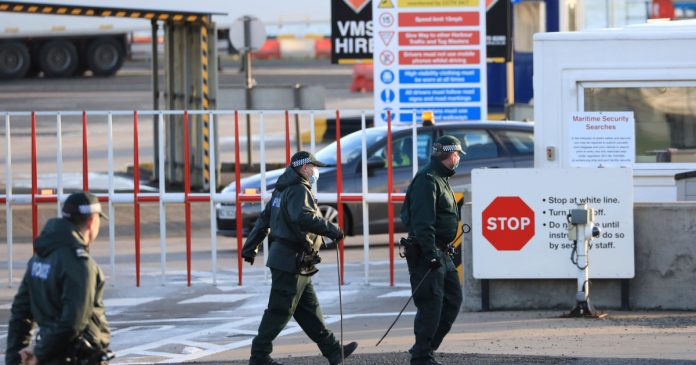 HamaraTimes.com | Brexit tensions: Northern Ireland port staff face intimidation | Brexit News HamaraTimes.com | Brexit tensions: Northern Ireland port staff face intimidation | Brexit News