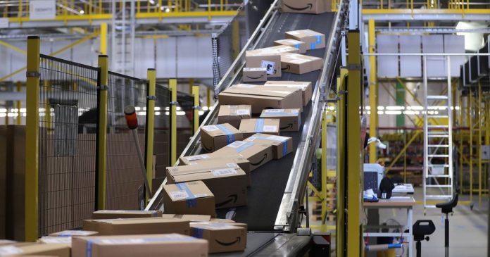 HamaraTimes.com | Billion-dollar baby: Amazon daily sales surpass new milestone | Coronavirus pandemic News