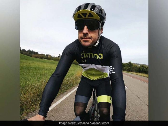 HamaraTimes.com | Former Formula One Champion Fernando Alonso Leaves Hospital After Cycling Crash