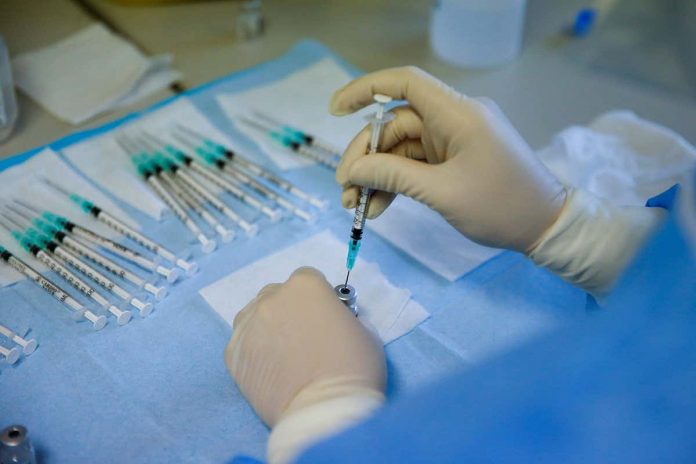 HamaraTimes.com | People’s actions are making a real difference against the coronavirus
