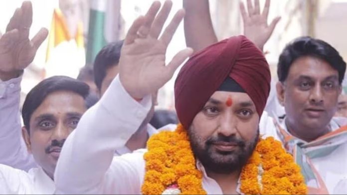 दिल्ली कांग्रेस प्रमुख ने इस्तीफा दिया