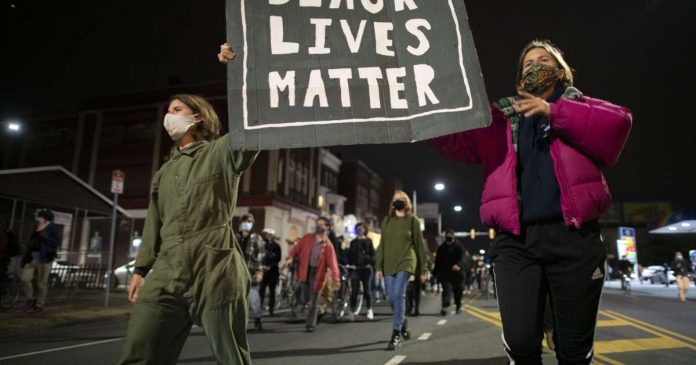 HamaraTimes.com | US police have killed 135 unarmed Black people since 2015: NPR | Black Lives Matter News
