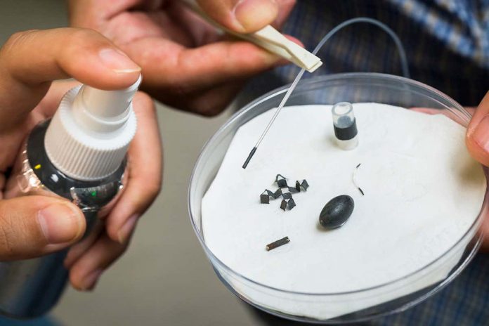 HamaraTimes.com | Magnetic spray turns objects into mini robots that can deliver drugs