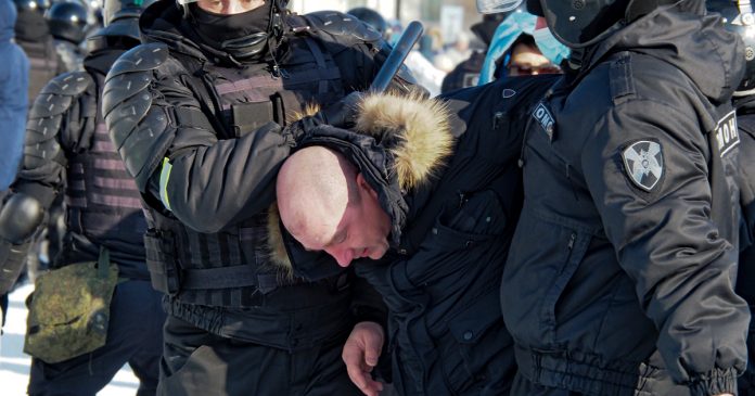 HamaraTimes.com | Russia cracks down on protests against Navalny’s arrest | Human Rights News