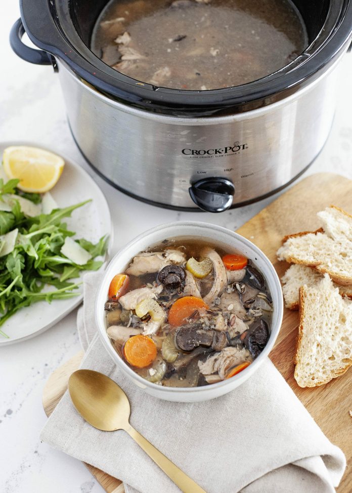 HamaraTimes.com | Slow Cooker Chicken and Rice Soup Recipe