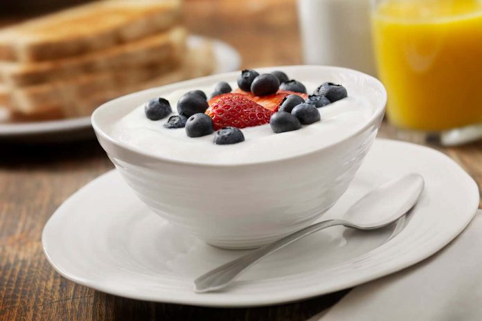 HamaraTimes.com | Bacteria found in yogurt may help bone fractures heal faster 
