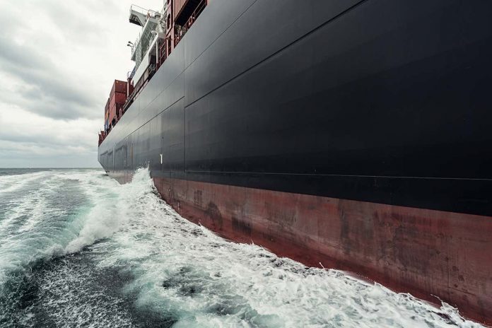 HamaraTimes.com | Slimy ships could slip through water more efficiently to save energy