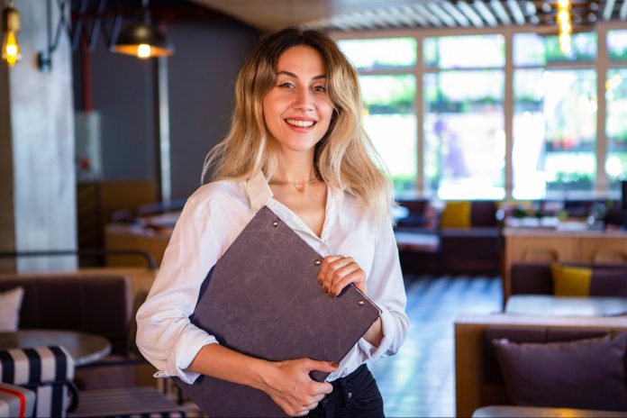 HamaraTimes.com | 3 Reasons to Quit Your Corporate Job and Become a Restaurant Franchisee