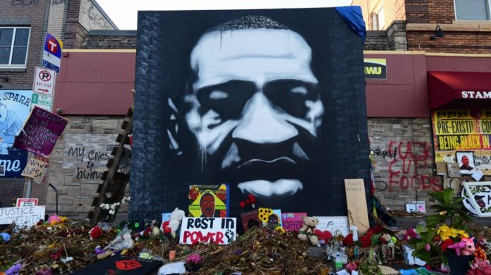 HamaraTimes.com | LAPD probes ‘cruel’ George Floyd photo, murder trial weeks away | Black Lives Matter News