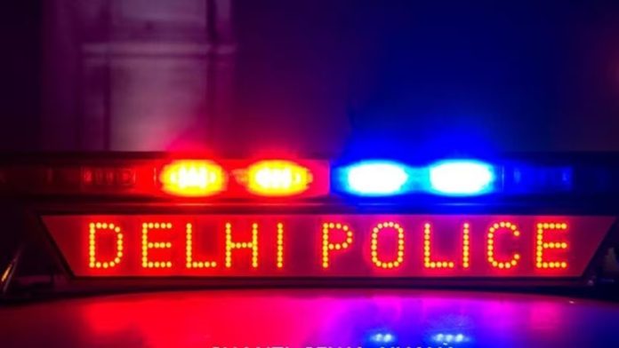 दिल्ली पुलिस ने ई-कॉमर्स धोखाधड़ी रैकेट का भंडाफोड़ किया
