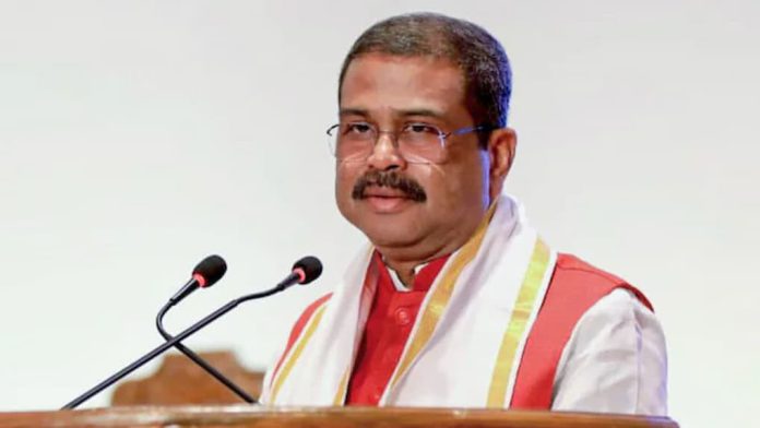 Dharmendra Pradhan resigns विरोध प्रदर्शन के बाद बड़ा फैसला