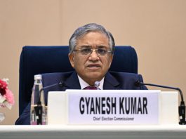 SIR विवाद से थरराया लोकतंत्र, सड़क से संसद तक संग्राम